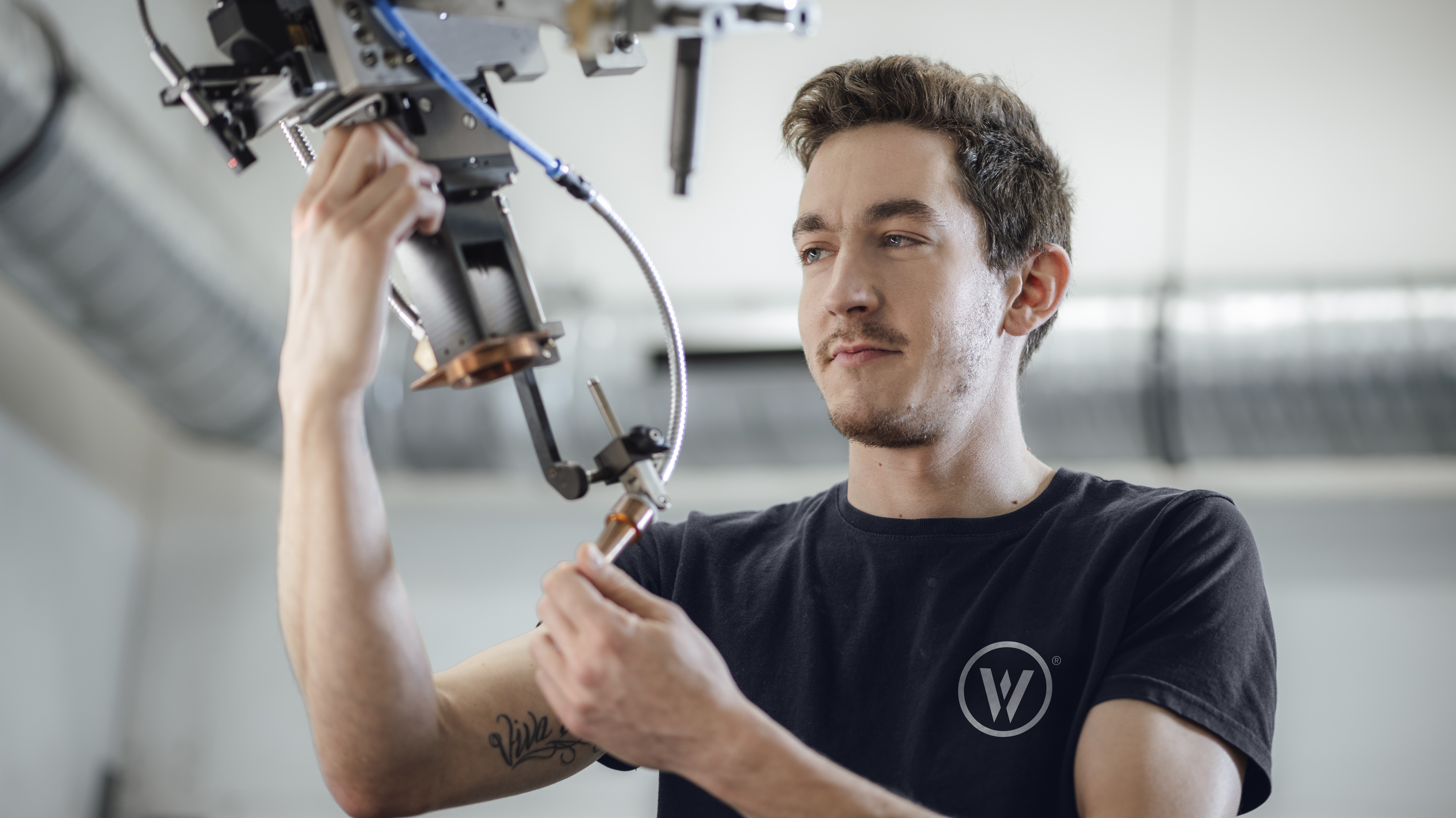 WOLL Manufacturing_Schweißen (9).jpg